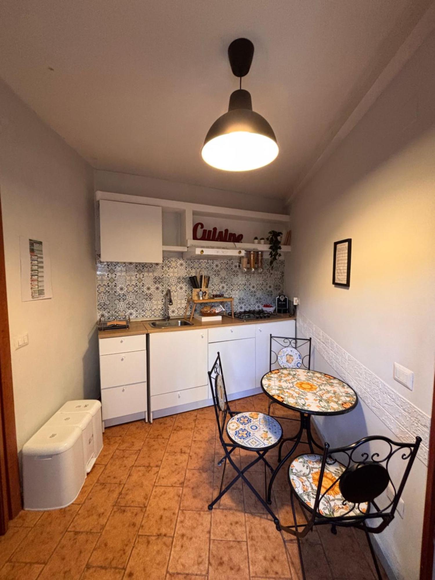 Lisaapartmenthousesalerno Dış mekan fotoğraf